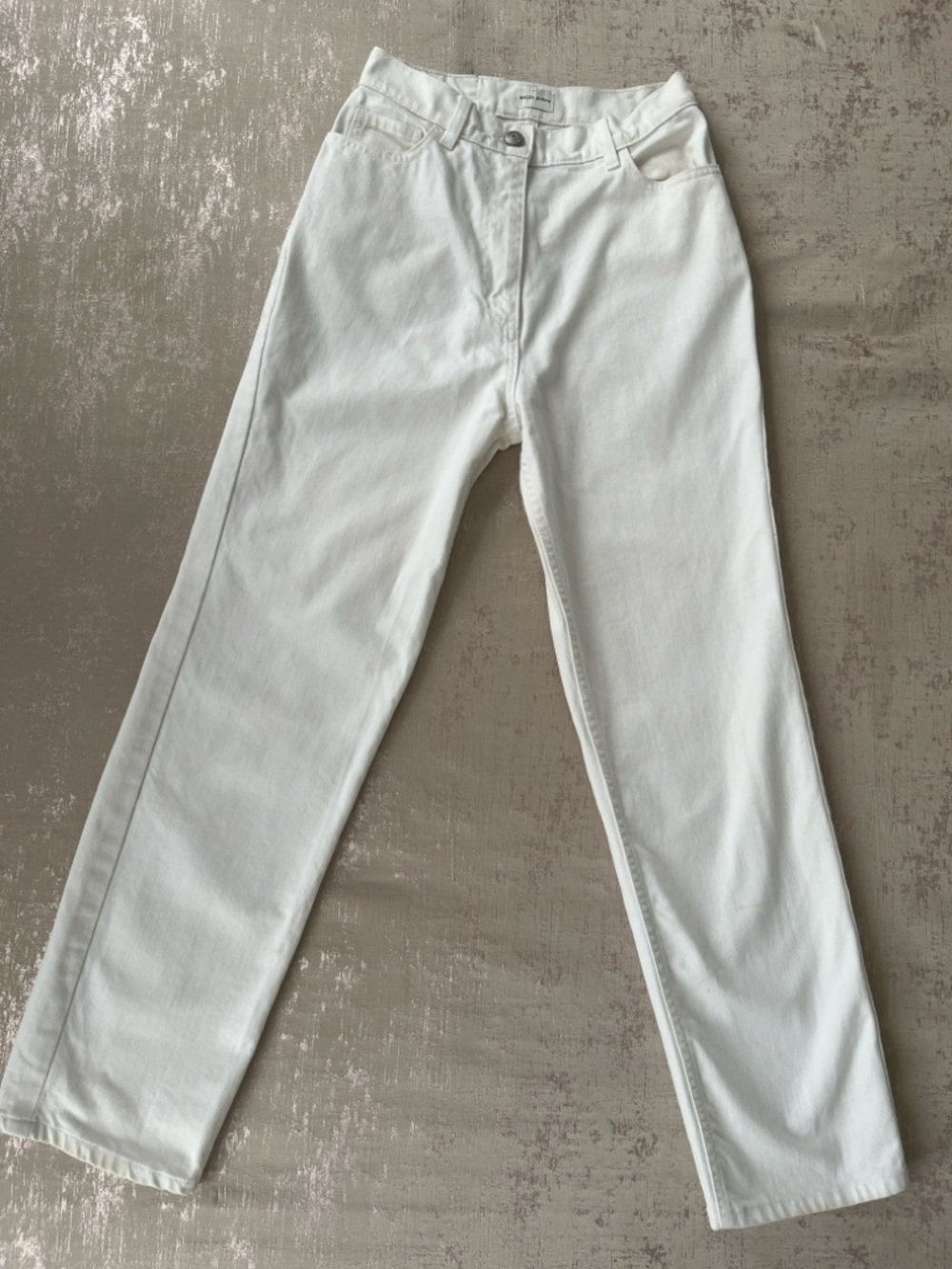 Magda Butrym Off-White Straight-Leg Pants with Pocket Detail